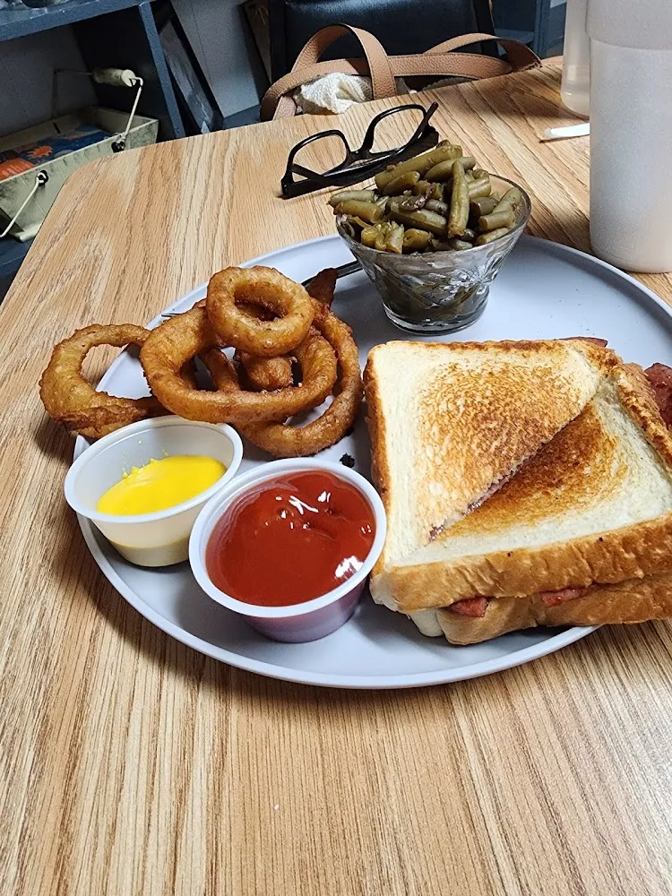 Smoked Bologna Sandwich